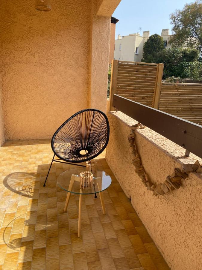 Apartamento Les Tamaris Saint-Cyr-sur-Mer Exterior foto